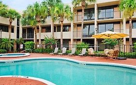 Travelodge Inn And Suites Orlando Airport